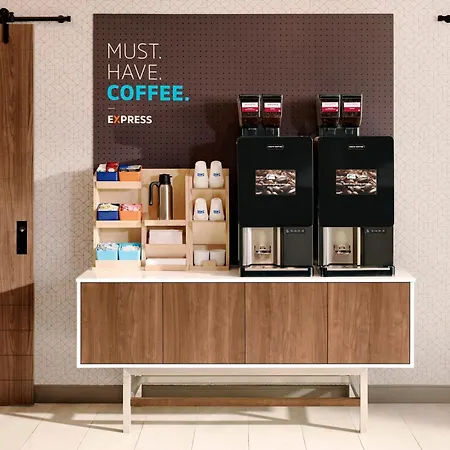 Holiday Inn Express & Suites - Albany Airport - Wolf Road By Ihg-2